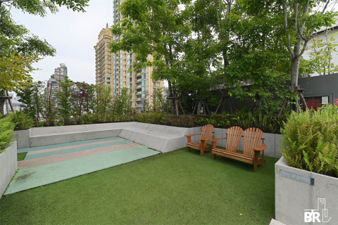 Condo in Bangkok, Thailand, 3 bedrooms № 189890 - photo 9