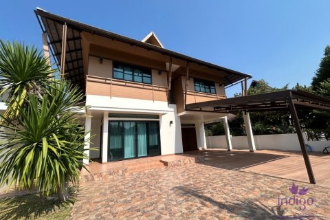 Дом в Ханг Донге, Таиланд с 3 спальнями  № 163892 - фото 2