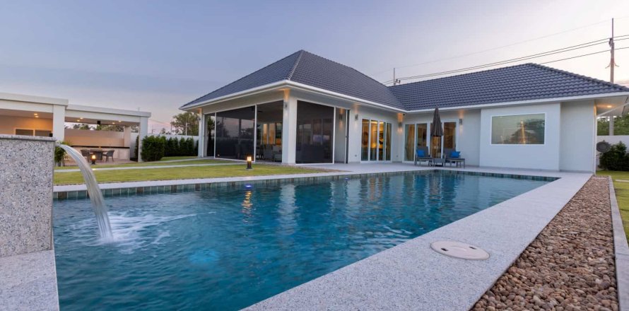 Villa in Hua Hin, Thailand 3 bedrooms № 165793