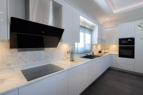 Villa in Hua Hin, Thailand 3 bedrooms № 165793 - photo 4