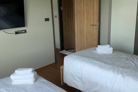 Condo in Phuket, Thailand, 2 bedrooms  № 147631 - photo 14