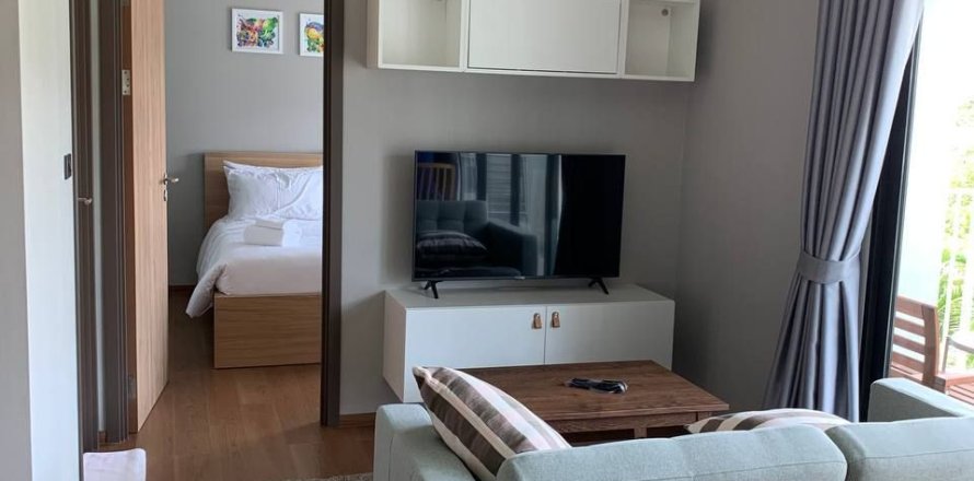 Condo in Phuket, Thailand, 2 bedrooms  № 147631