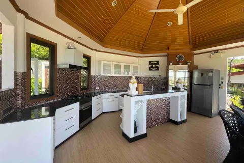 Villa in Ko Samui, Thailand 4 bedrooms № 156644 - photo 19