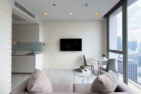 Студия в кондо в Ваттхане, Бангкок, Таиланд № 156642 - фото 2