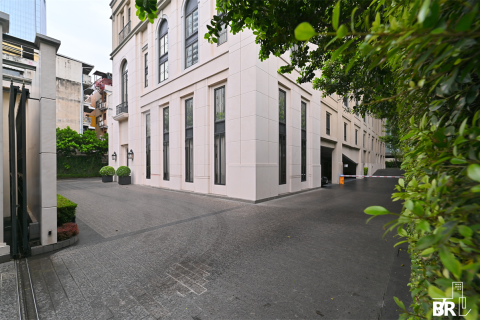 Condo in Bangkok, Thailand, 1 bedroom № 190139 - photo 10