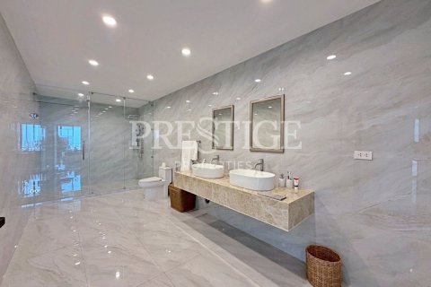 Condo in Pattaya, Thailand, 2 bedrooms  № 202034 - photo 27