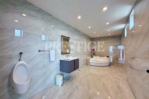 Condo in Pattaya, Thailand, 2 bedrooms  № 202034 - photo 23