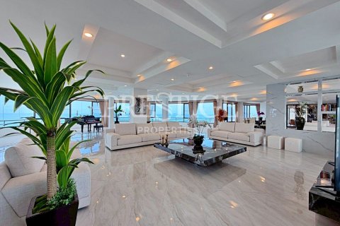 Condo in Pattaya, Thailand, 2 bedrooms  № 202034 - photo 2