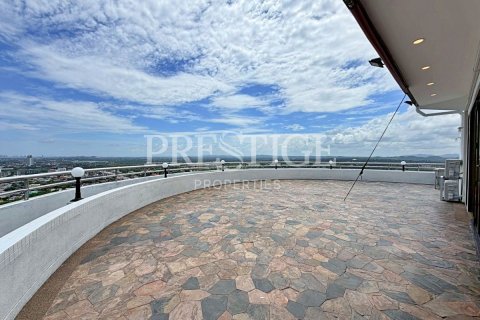 Condo in Pattaya, Thailand, 2 bedrooms  № 202034 - photo 17