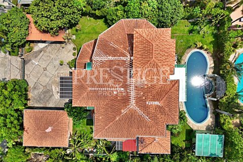 House in Pattaya, Thailand 5 bedrooms № 202037 - photo 2