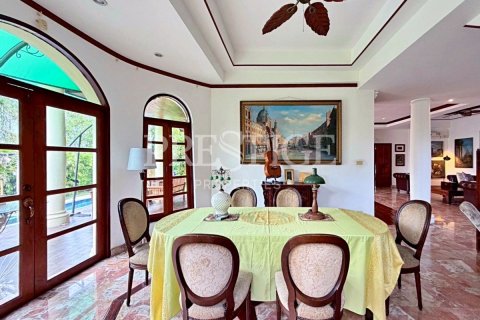 House in Pattaya, Thailand 5 bedrooms № 202037 - photo 7