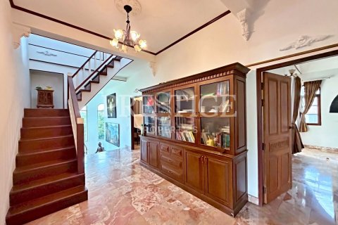 House in Pattaya, Thailand 5 bedrooms № 202037 - photo 26