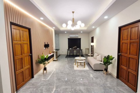 House in Pattaya, Thailand 3 bedrooms № 161671 - photo 6