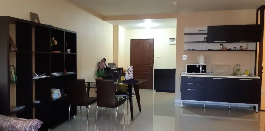 Condo in Chiang Mai, Thailand, 2 bedrooms  № 173718