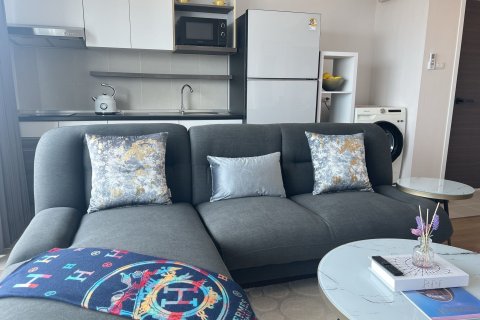 Condo in Pattaya, Thailand, 2 bedrooms  № 173717 - photo 8