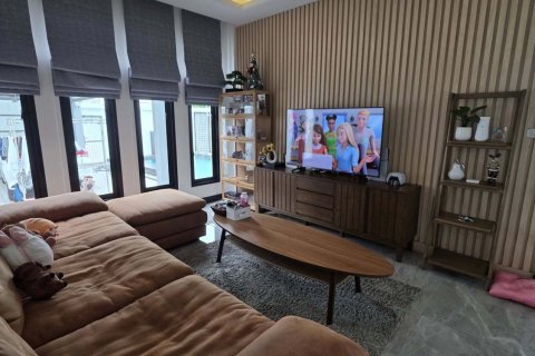 Villa in Pattaya, Thailand 3 bedrooms № 173715 - photo 2