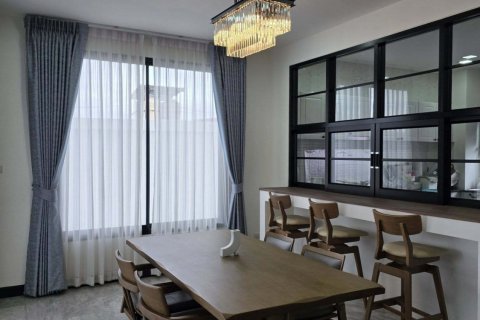 Villa in Pattaya, Thailand 3 bedrooms № 173715 - photo 9