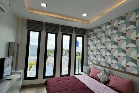 Villa in Pattaya, Thailand 3 bedrooms № 173715 - photo 12