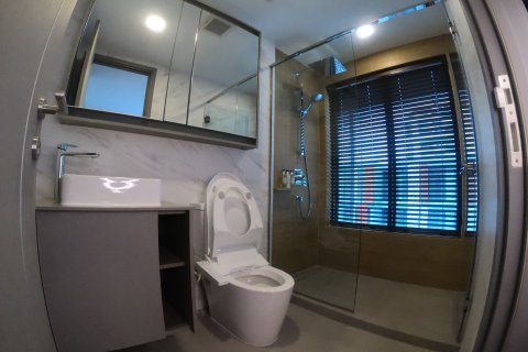 Кондоминиум с 2 спальнями в Ваттхане, Бангкок, Таиланд № 156029 - фото 4