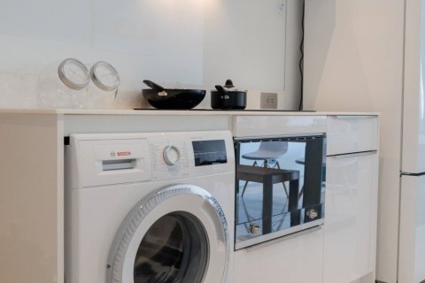 Кондоминиум с 2 спальнями в Банг Раке, Бангкок, Таиланд № 156030 - фото 7