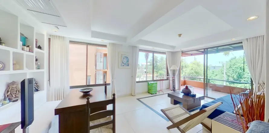 Кондоминиум с 2 спальнями в Хуа Хине, Таиланд № 156028