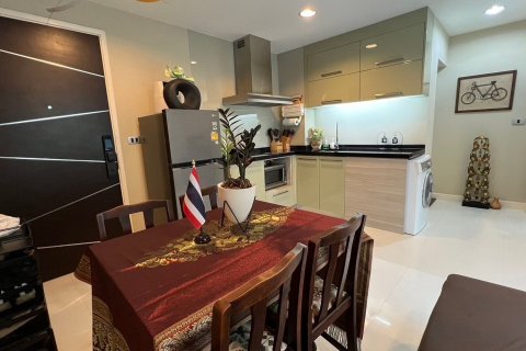 Studio in the Condo in Khlong Toei, Bangkok, Thailand  № 138299 - photo 9