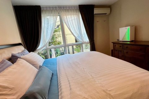 Studio in the Condo in Khlong Toei, Bangkok, Thailand  № 138299 - photo 14