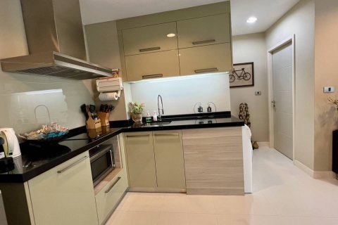 Studio in the Condo in Khlong Toei, Bangkok, Thailand  № 138299 - photo 8