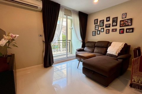 Studio in the Condo in Khlong Toei, Bangkok, Thailand  № 138299 - photo 3