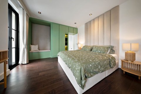 House in Pattaya, Thailand 6 bedrooms № 142794 - photo 17