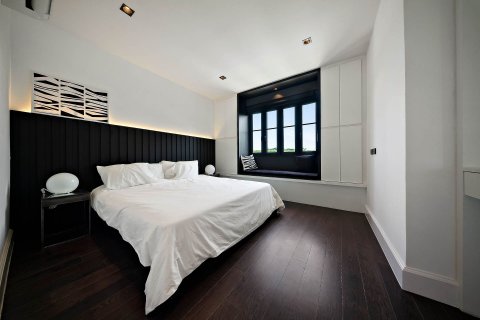 House in Pattaya, Thailand 6 bedrooms № 142794 - photo 29