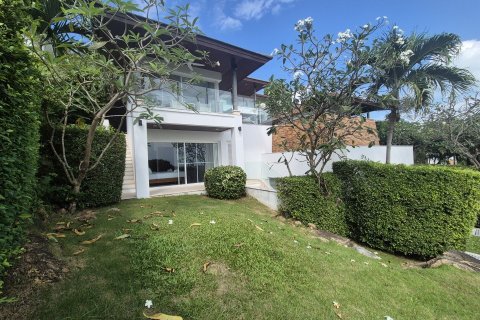Villa in Ko Samui, Thailand 5 bedrooms № 154945 - photo 12