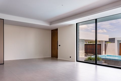 Villa in Phuket, Thailand 3 bedrooms № 154941 - photo 8