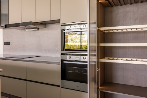 Villa in Phuket, Thailand 3 bedrooms № 154941 - photo 18