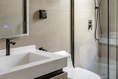 Villa in Phuket, Thailand 3 bedrooms № 154941 - photo 27