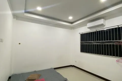 House in Pattaya, Thailand 3 bedrooms № 154940 - photo 9