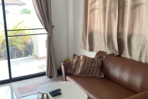 House in Pattaya, Thailand 3 bedrooms № 154940 - photo 2