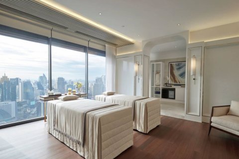 Condo in Bangkok, Thailand, 3 bedrooms  № 180946 - photo 28