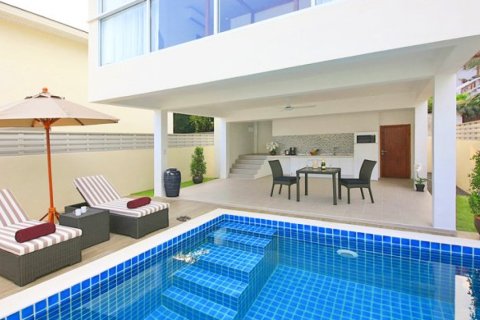 Commercial property in Ko Samui, Thailand 2250 sq.m. № 180941 - photo 3