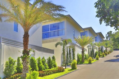 Propriété commerciale à Ko Samui, Thaïlande 2250 m2 № 180941