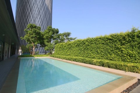 Condo in Bangkok, Thailand, 3 bedrooms  № 180943 - photo 28
