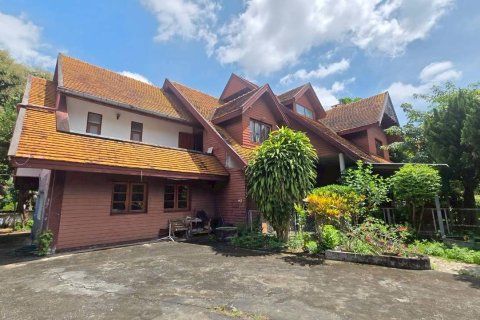 House in Hang Dong, Thailand 5 bedrooms № 158399 - photo 19