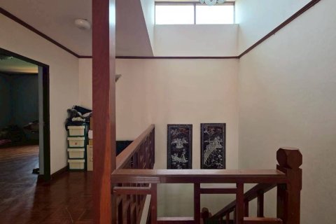 House in Hang Dong, Thailand 5 bedrooms № 158399 - photo 16