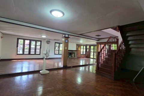 House in Hang Dong, Thailand 5 bedrooms № 158399 - photo 4