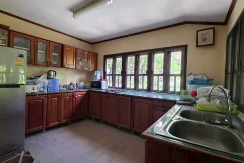 House in Hang Dong, Thailand 5 bedrooms № 158399 - photo 2