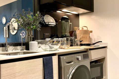 Кондоминиум с 2 спальнями в Бангкапи, Бангкок, Таиланд № 152677 - фото 11