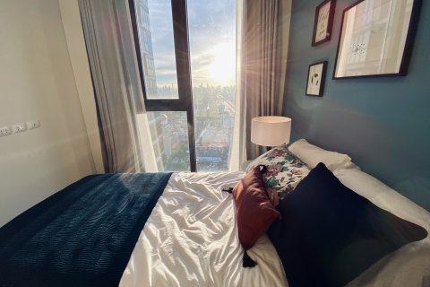 Кондоминиум с 2 спальнями в Бангкапи, Бангкок, Таиланд № 152677 - фото 3