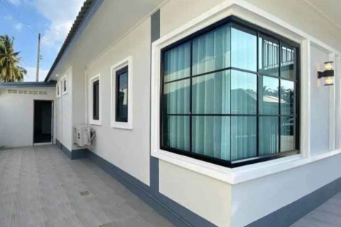 House in Pattaya, Thailand 3 bedrooms № 152680 - photo 16