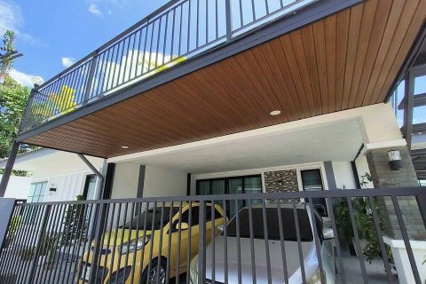 House in Pattaya, Thailand 3 bedrooms № 152680 - photo 3