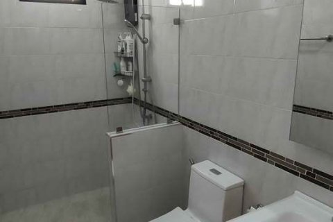 House in Pattaya, Thailand 3 bedrooms № 152680 - photo 14